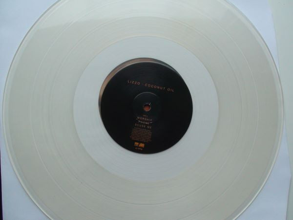 Lizzo – Coconut Oil (Vinyl, 12", 45 RPM, EP, Limited Edition, White Translucent, 2019) – photo 4