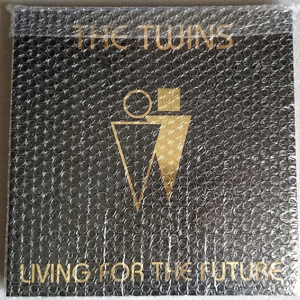 The Twins – Living For The Future (Vinyl, 7", 45 RPM, Single, Album, Digisleeve, LP, Gold , Limited Edition, Numbered, 500 pieces, handsigned, 2018) – photo 3